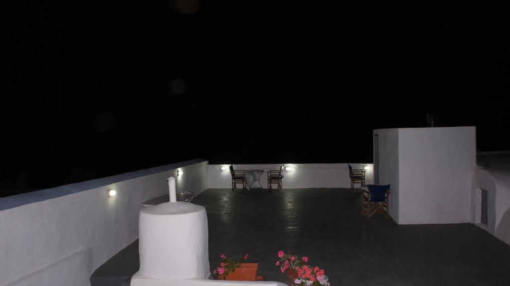 Marcos Rooms Ia Exterior foto